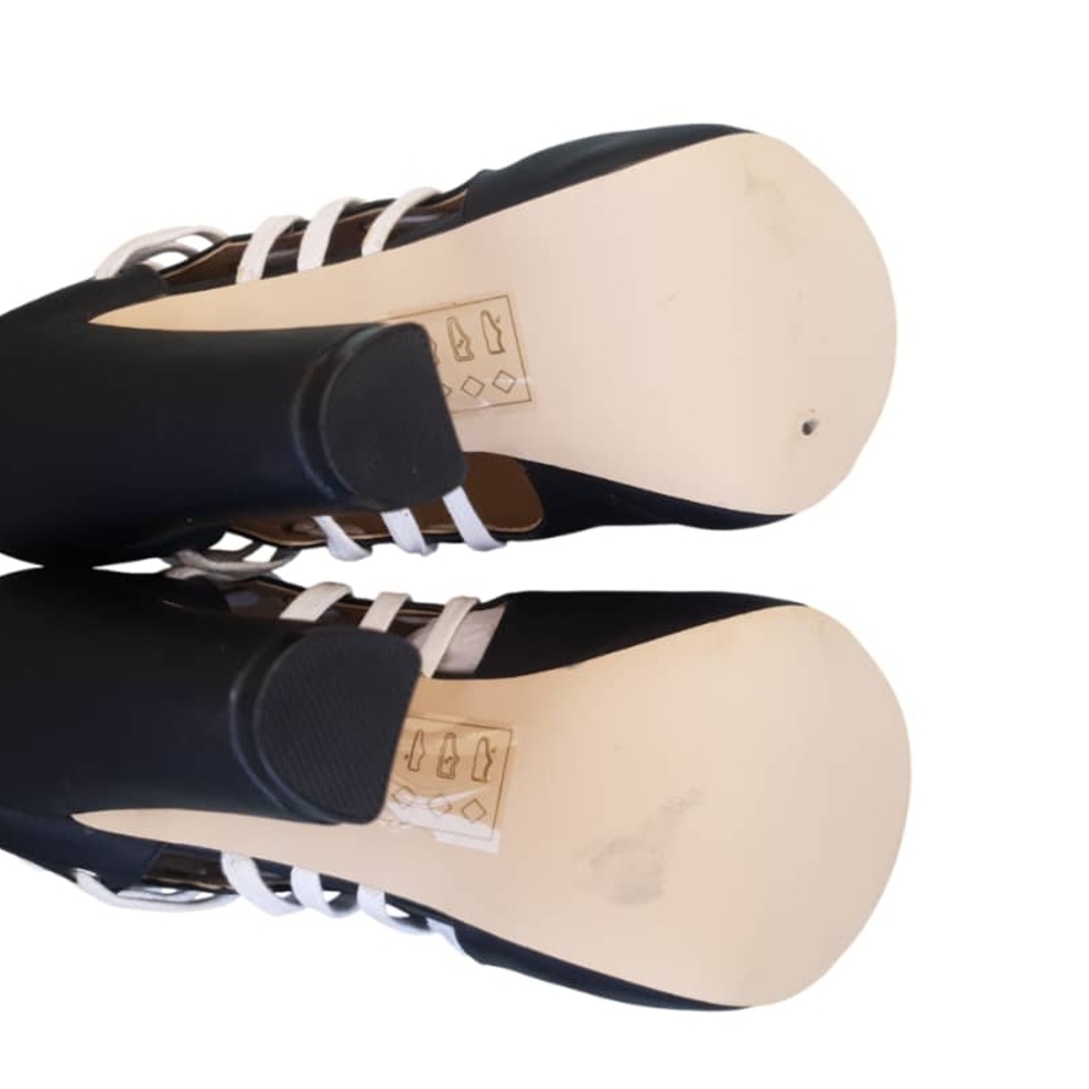 GX by Gwen Stefani Black and White Heeled Boots - Picture 5 of 5